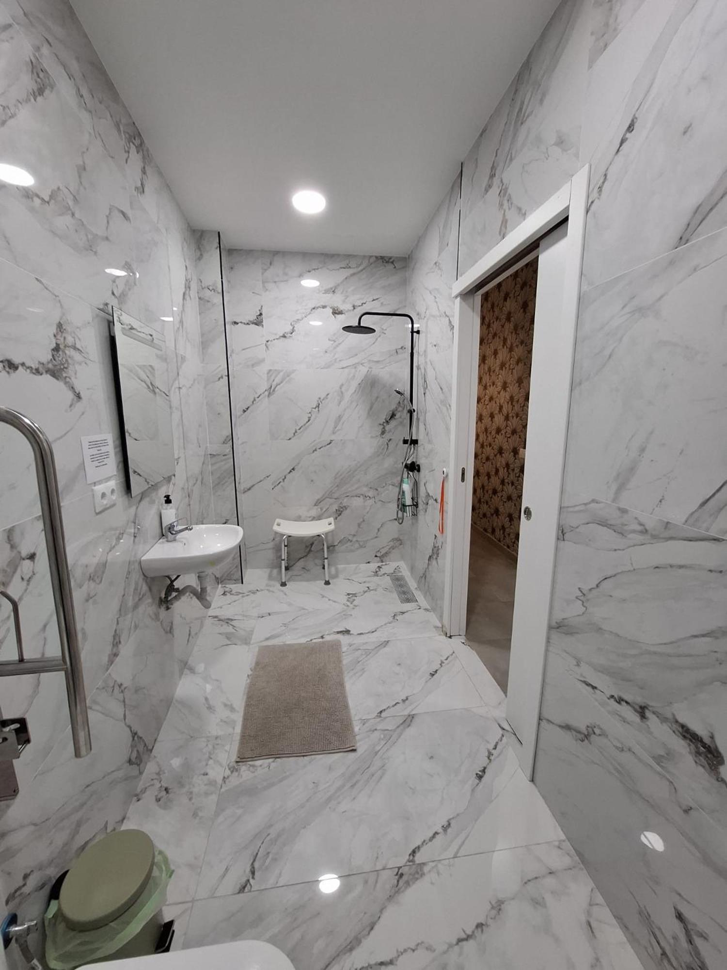 Apartment Centrum 4 *